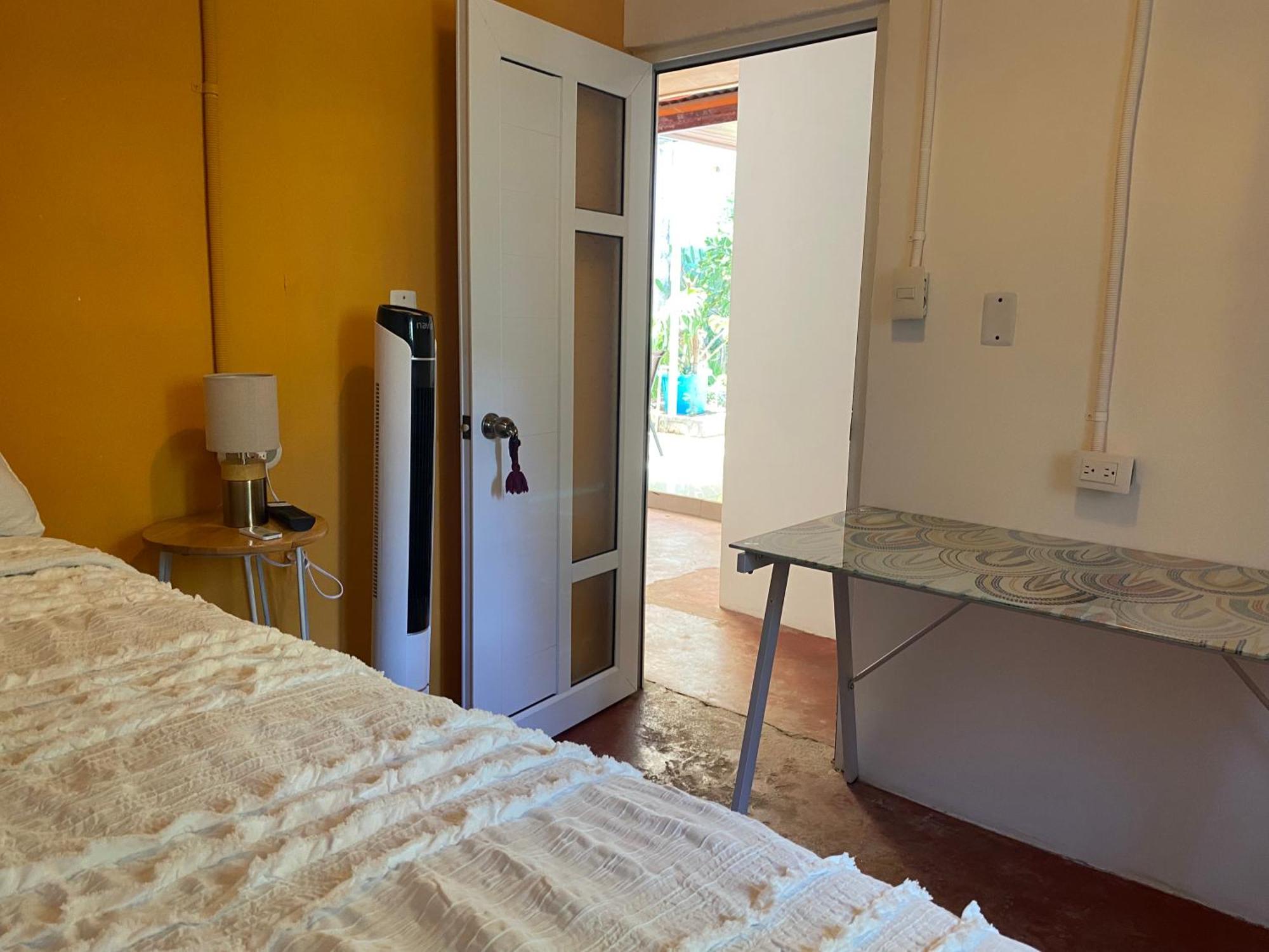 El Chirris B&B San Juan La Laguna Luaran gambar