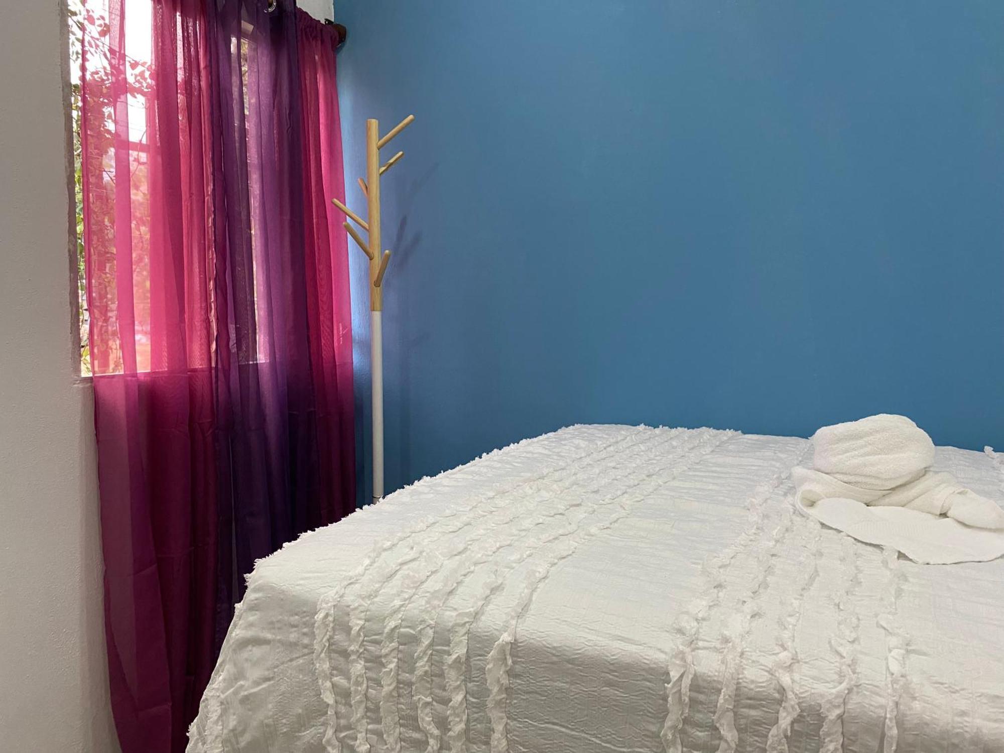 El Chirris B&B San Juan La Laguna Luaran gambar