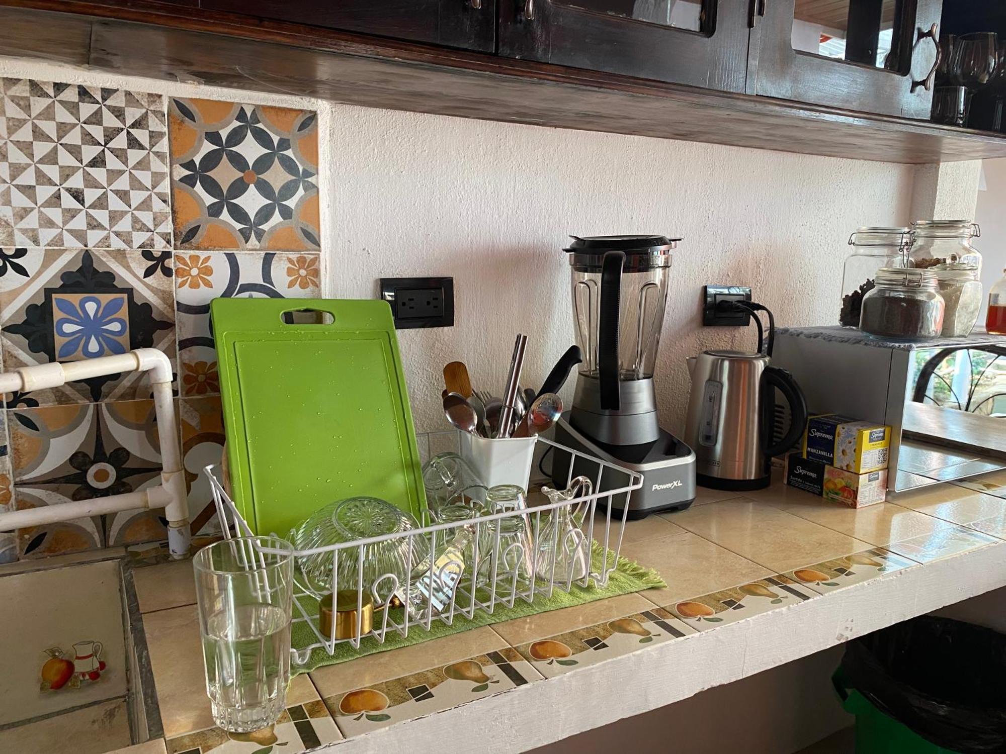 El Chirris B&B San Juan La Laguna Luaran gambar