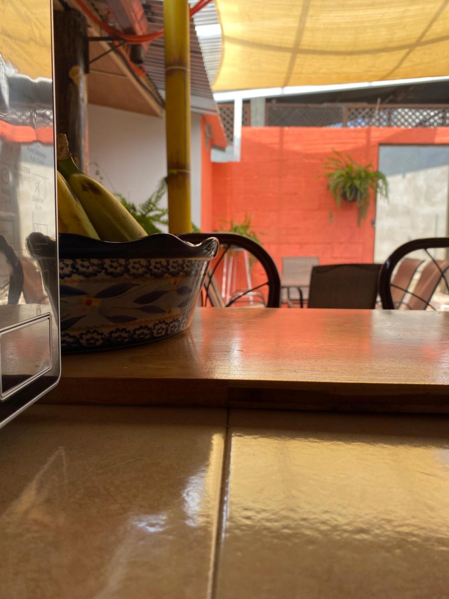 El Chirris B&B San Juan La Laguna Luaran gambar